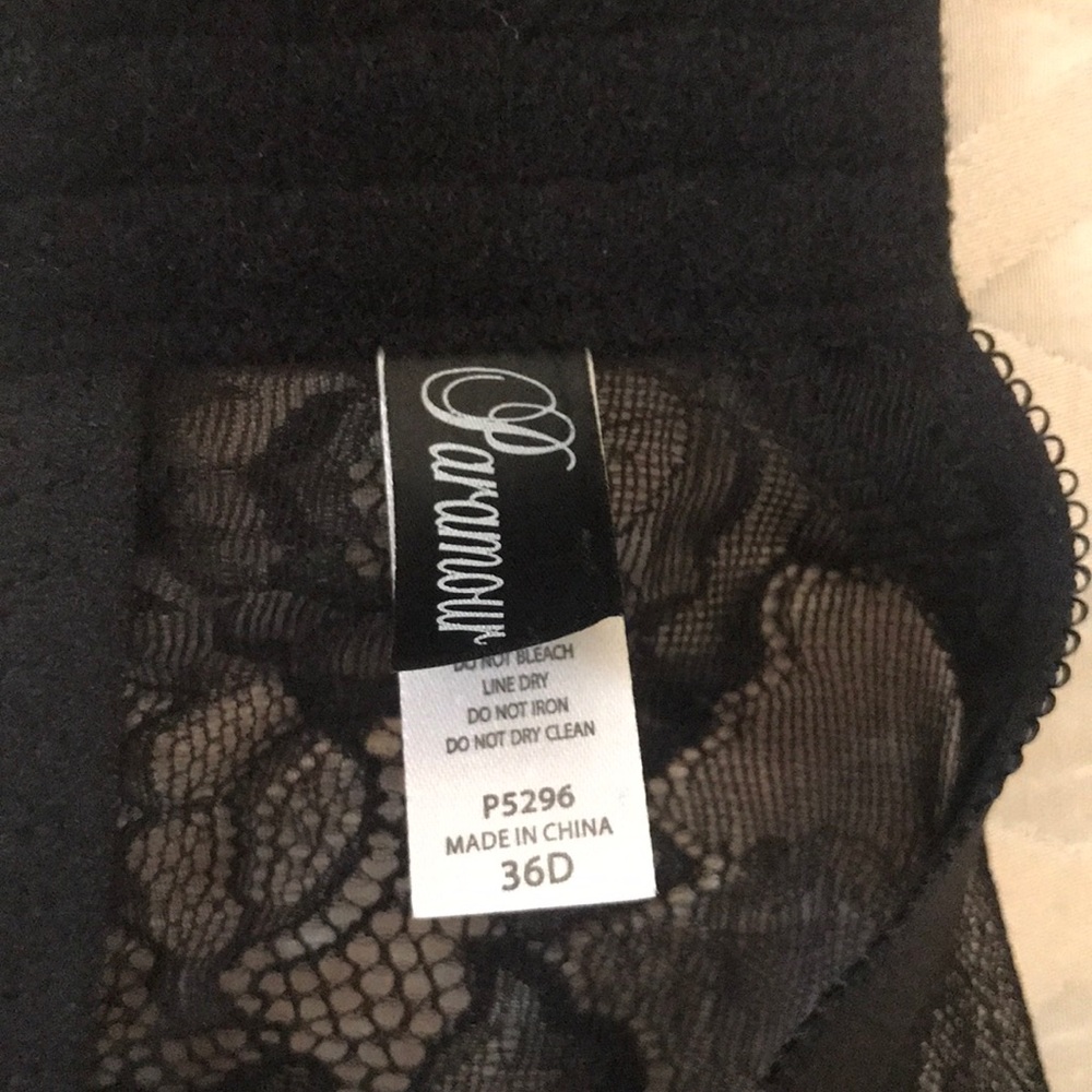 Lace bra - Picture 3 of 4